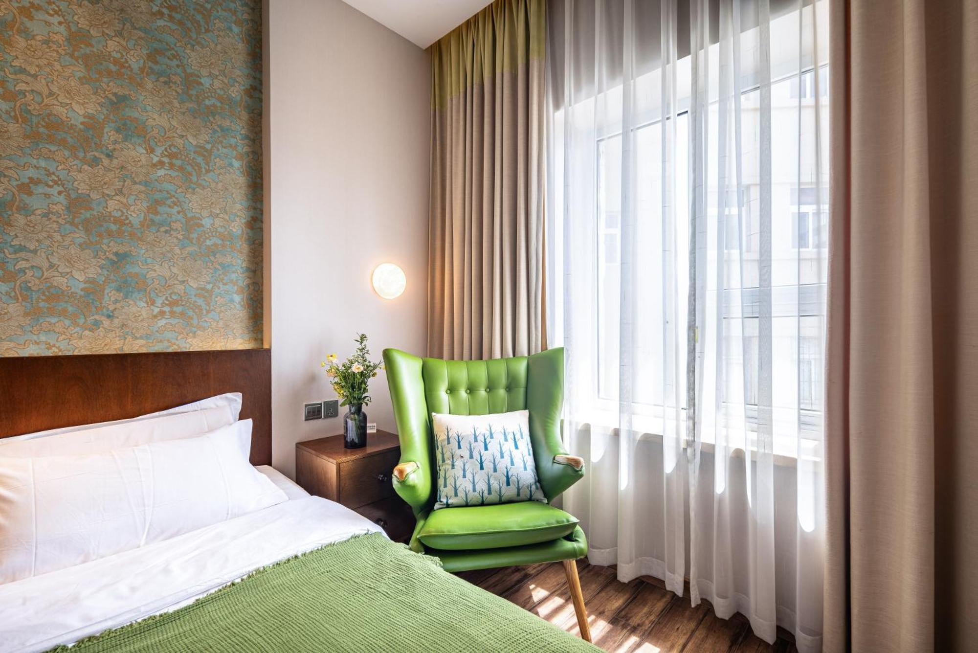 Qingdao Kaiyue Hotel Zhongshan Road St Michael'S Cathedral And Zhanqiao Pier Ngoại thất bức ảnh